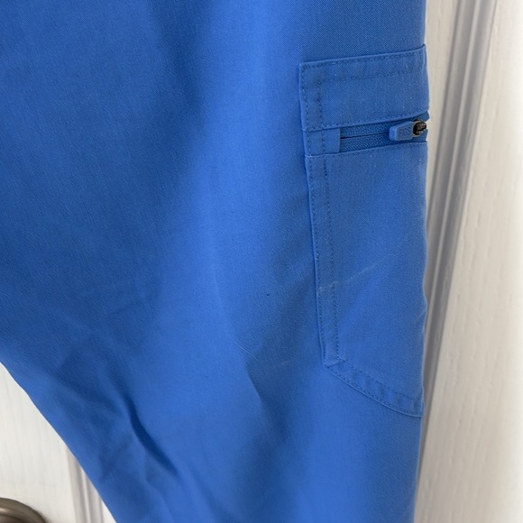 Figs Ceil Blue size XS Rafaela and S Jogger set - Picture 7 of 8